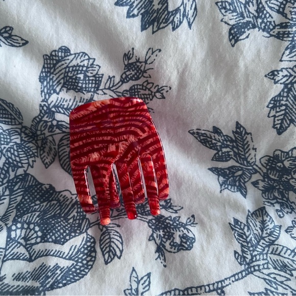 Chunks tie dye claw clip - Picture 2 of 3